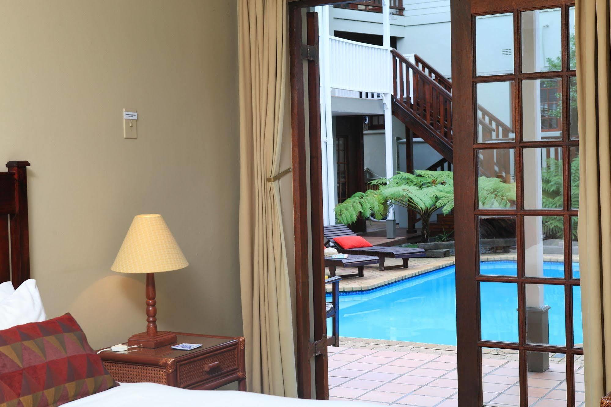 Loerie Guest Lodge George Esterno foto